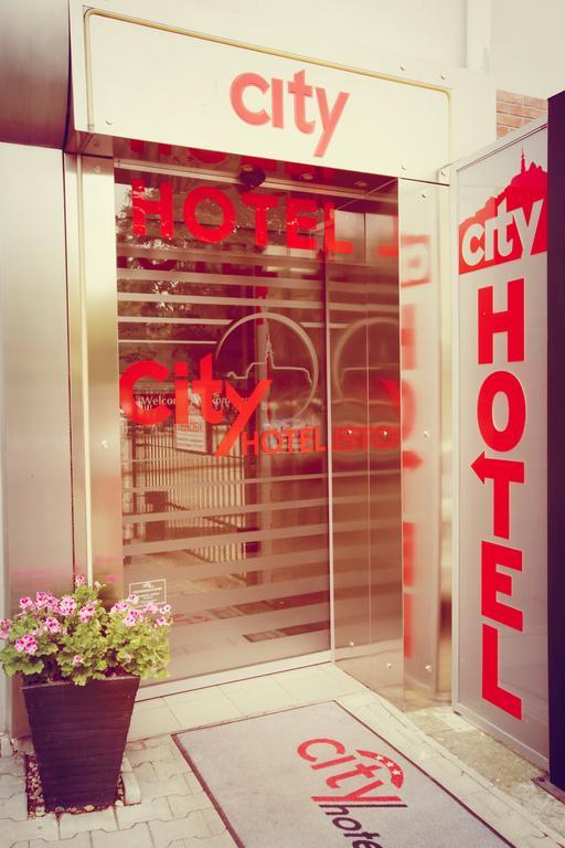 City Hotel Nitra With Free Parking Extérieur photo